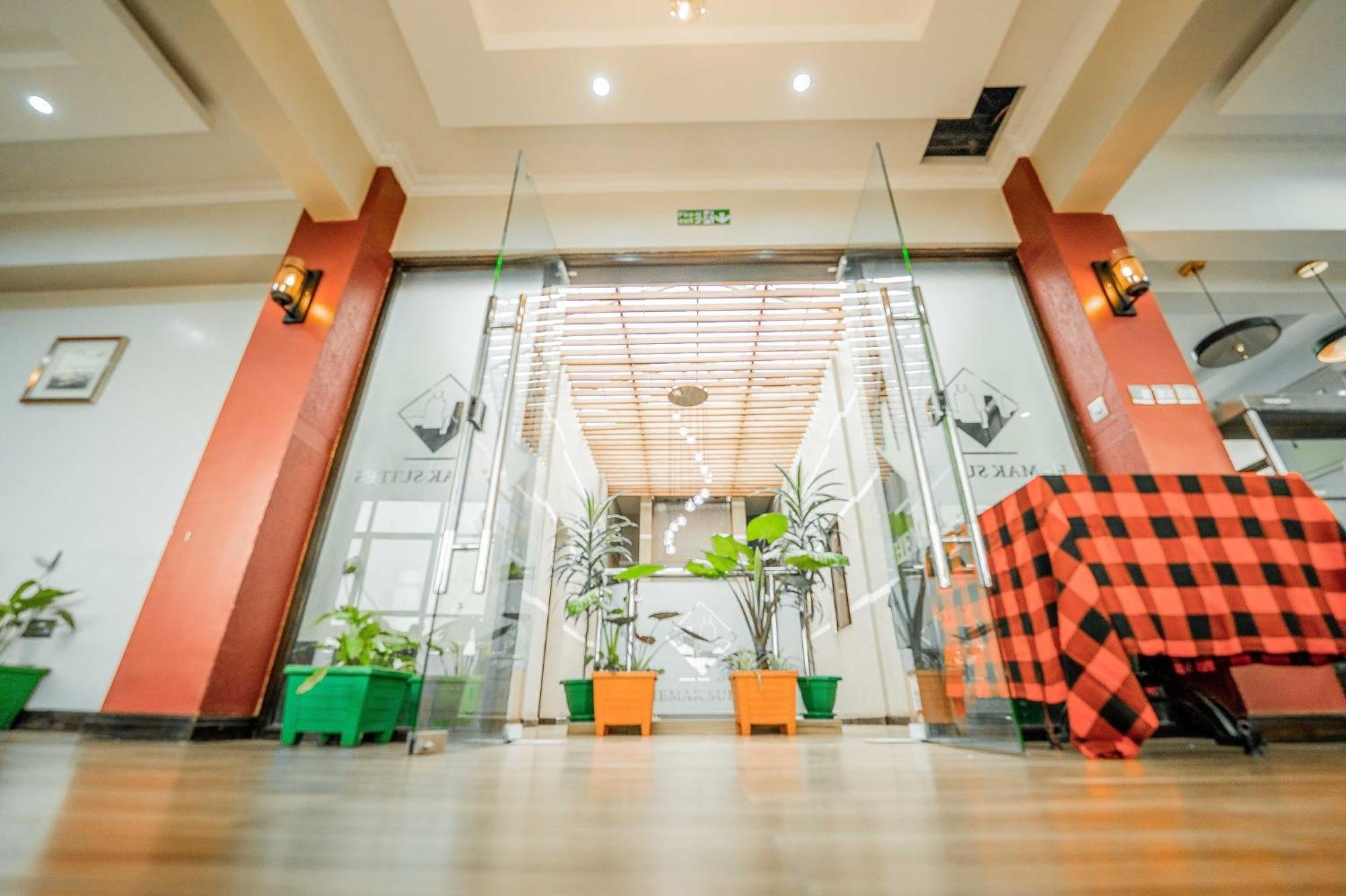 Hemak Suites Nairobi Eksteriør billede